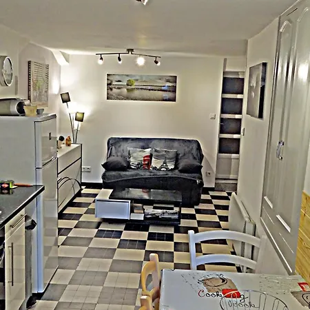 Διαμέρισμα 40 M2 Pour 2 A 4 Personnes *